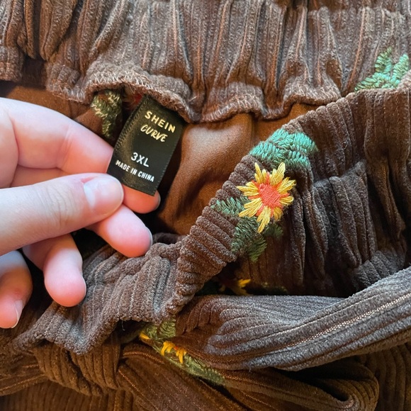 SOLD - Picture 4 of 4